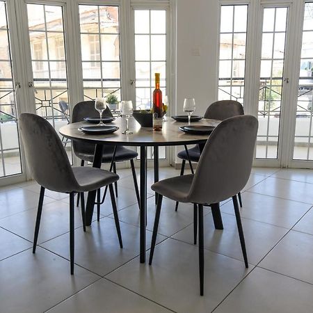 Jana'S 2-Br Apartment In Larnaca Ngoại thất bức ảnh