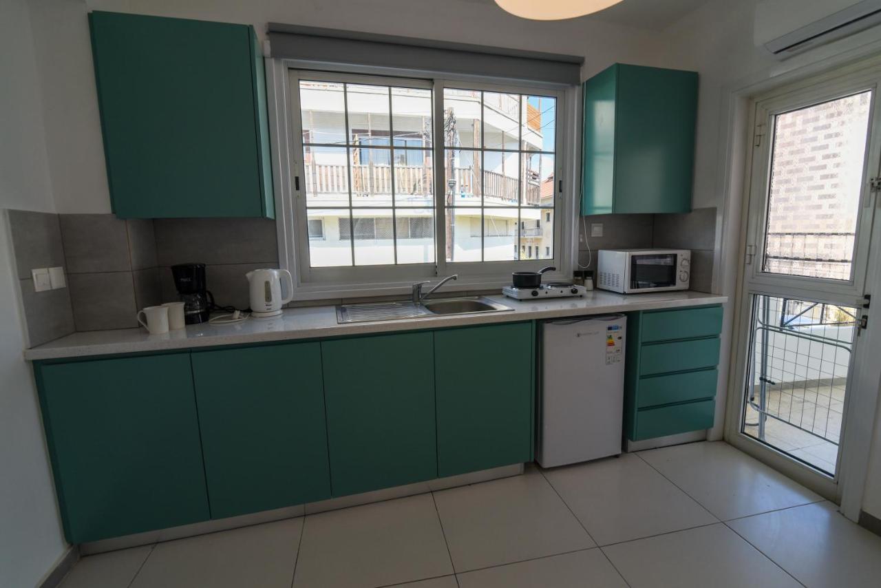 Jana'S 2-Br Apartment In Larnaca Ngoại thất bức ảnh