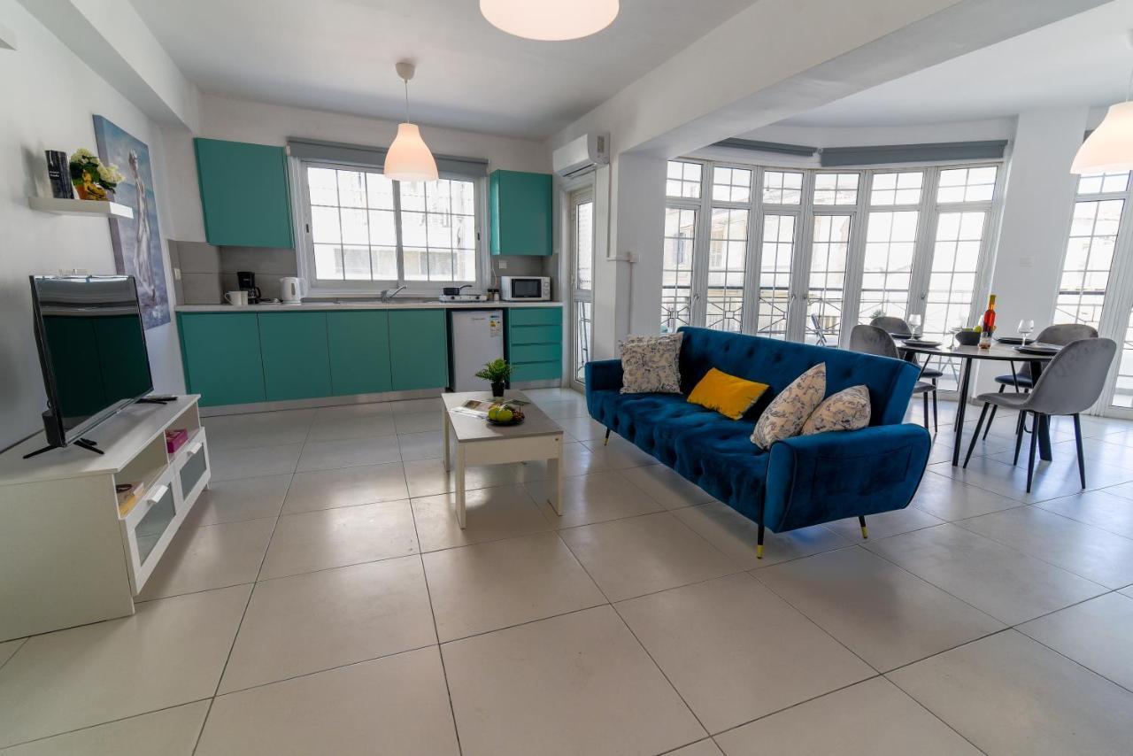 Jana'S 2-Br Apartment In Larnaca Ngoại thất bức ảnh